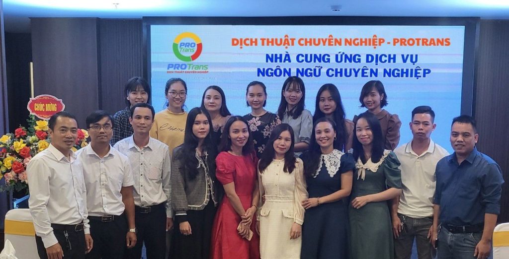 Đội ngũ chuyên gia dịch thuật chuyên nghiệp tại ProTrans