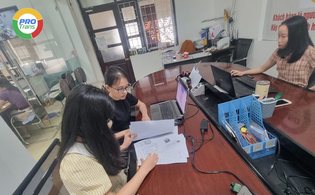 Biên dịch viên Dịch thuật tiếng Trung tại Quận 5 của PROTRANS