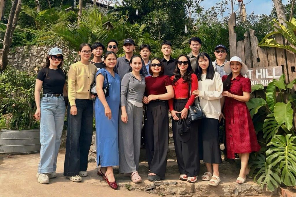 Đội ngũ dịch thuật chuyên nghiệp tại PROTRANS.