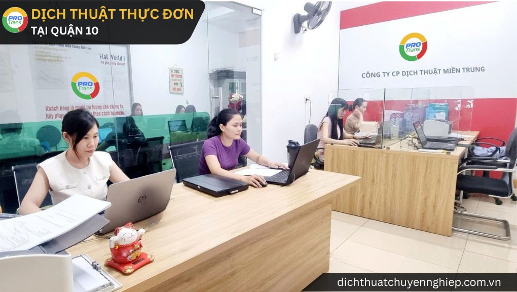 Chuyên viên đang tiếp nhận và xử lý dự án Dịch thuật Thực đơn tại Quận 10 chuyên nghiệp.  